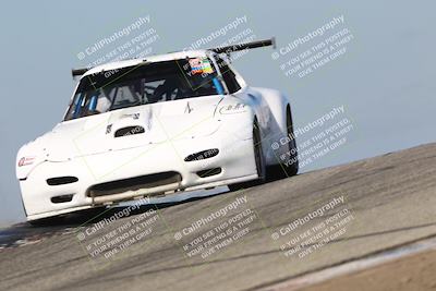 media/Oct-26-2025-CalClub SCCA (Sun) [[8ce1e69566]]/Group 4/Grapevine/